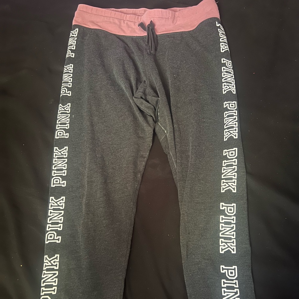 Leggings 2 size medium one size small but fit like a medium - Picture 3 of 3